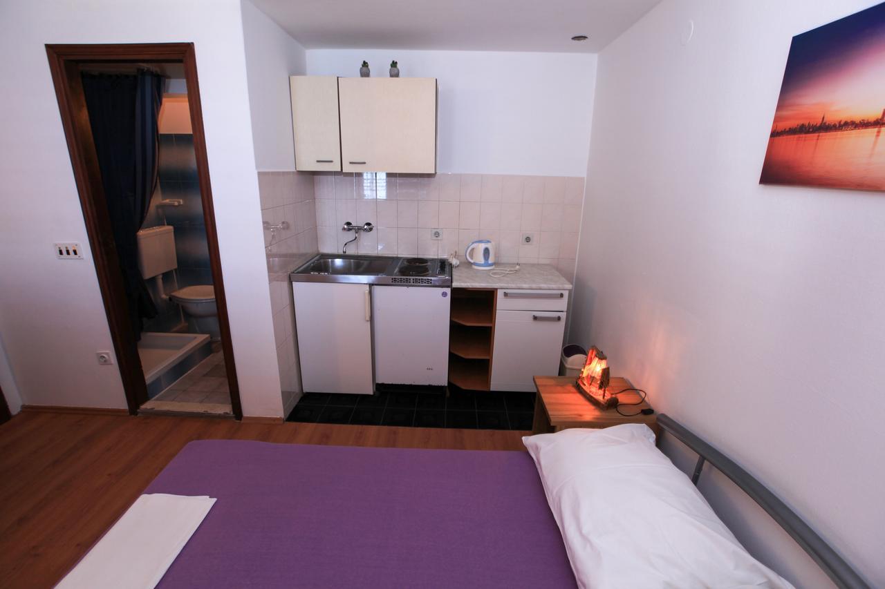 Ferienwohnung Robinson Dora Putniković Exterior foto