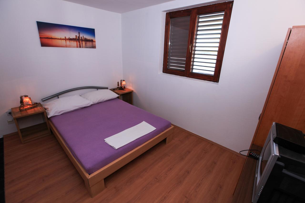 Ferienwohnung Robinson Dora Putniković Exterior foto